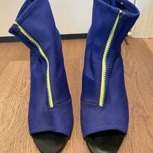 Summer hot heeled shoes